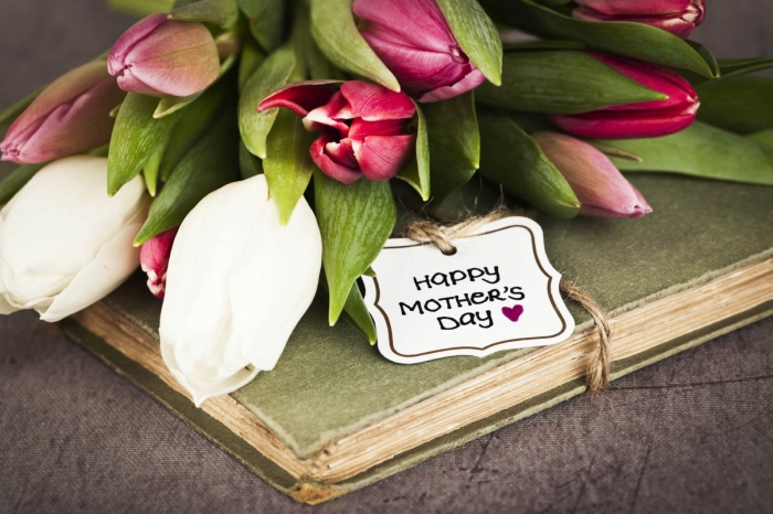 37 закарпатських багатодітних мам відзначили з нагоди Дня матері