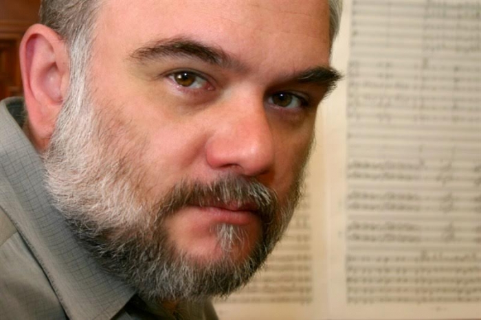 У Закарпатській обласній філармонії відбудеться авторський концерт Віктора Теличка
