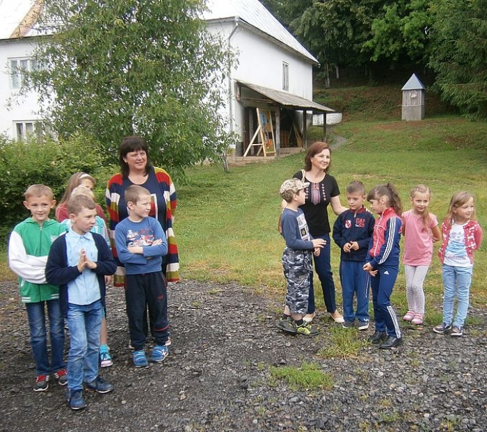 Закарпатська малеча відвідала відкритий дерев’яний "Зелений клас"