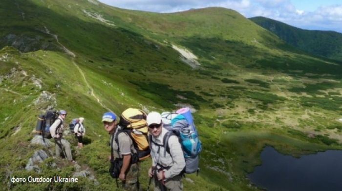 "Квартет" туристів зник у районі найвищої гори Українських Карпат