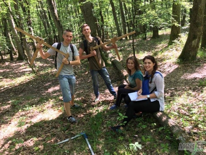 Закарпатські студенти-географи на практику вирушили... в ліс на 4 тижні