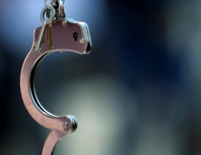 Мукачівські поліцейські затримали жінку, яка викрала у сусідів спиртне та гроші