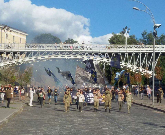 Хода на честь полеглого на Донбасі січовика-закарпатця "Мисливця" пройшла у столиці України