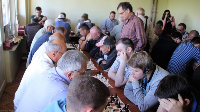 Виноградівський шаховий клуб відкрили турніром