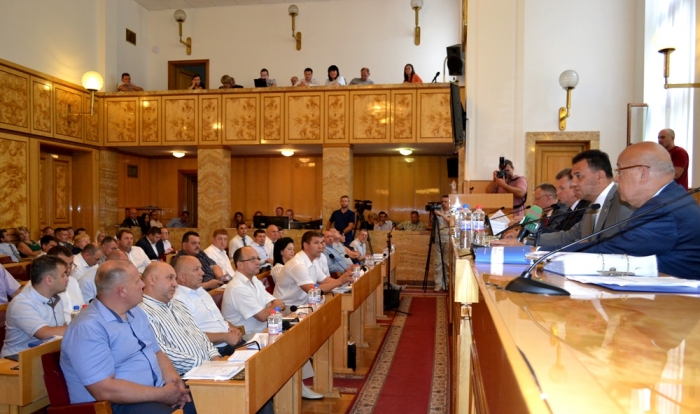 Депутатські запити, підтримані на третьому пленарному засіданні сьомої сесії Закарпатської облради