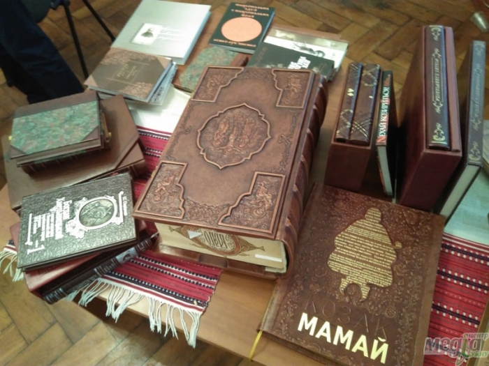 В Ужгороді презентували перевидані давні українські книги