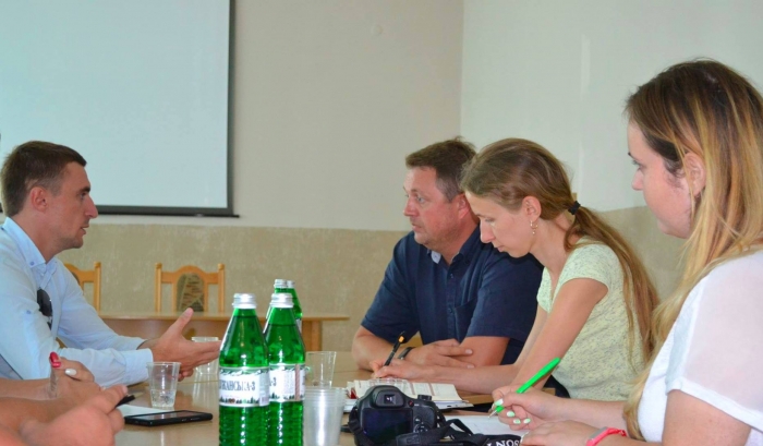 Питання маркування та знакування туристичних шляхів Закарпаття обговорили на зустрічі в Ужгороді