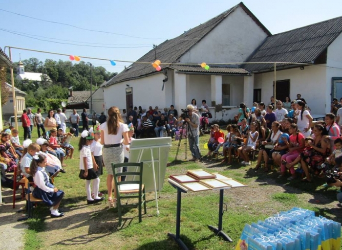 Свято випускників дошкільної підготовки відбулося в Ужгородській ЗОШ №13
