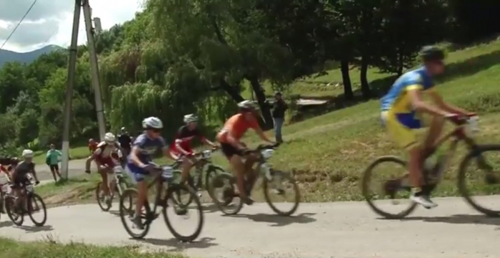 «Стежками опришків»: на Рахівщині триває велофестиваль
