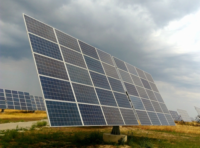Сонячна енергетика в Україні: досвід Дніпропетровщини і Закарпаття