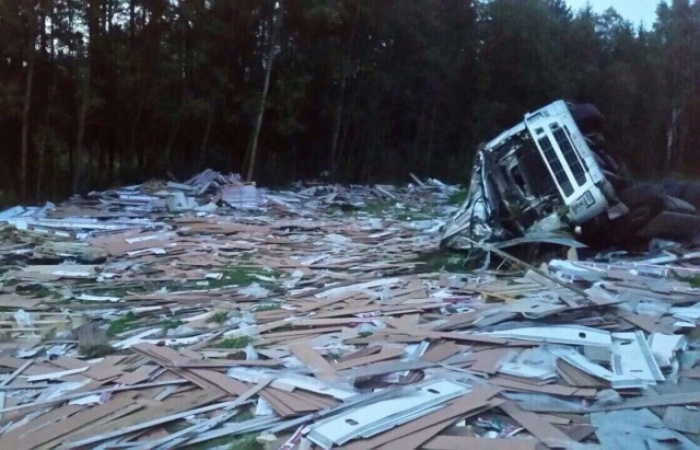 Закарпатський кермувальник вантажівки "Вольво" трагічно загинув на трасі Москва-Мінськ