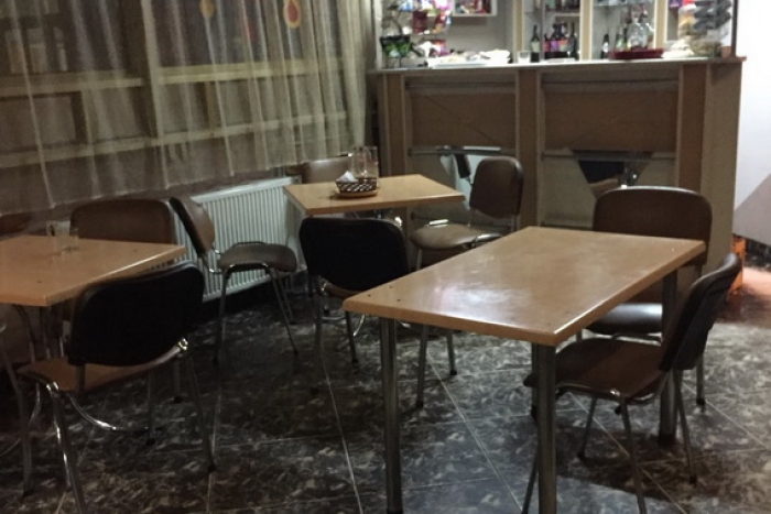 Киянин та закарпатець у тандемі обікрали кафетерій на автовокзалі у Хусті