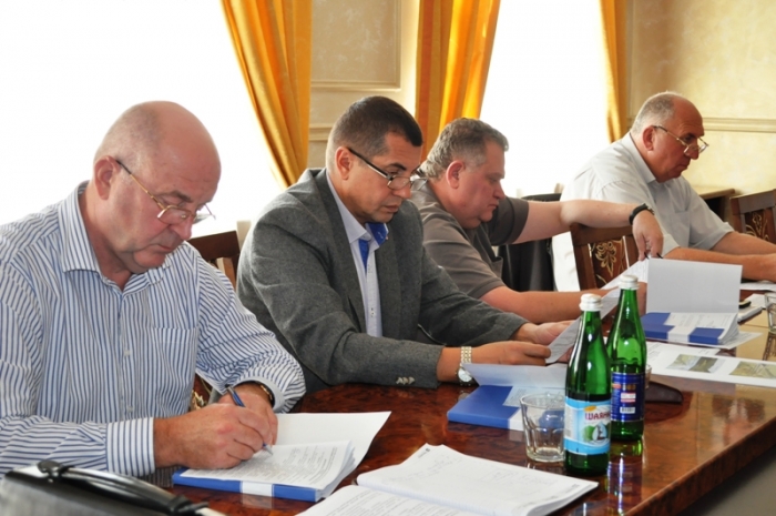 Закарпатські депутати хочуть дофінансувати Обласну програму «Турбота»