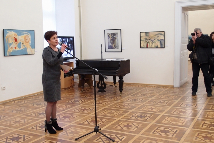 Виставка "In memoriam" наповнила зали Закарпатського художнього музею вщерть