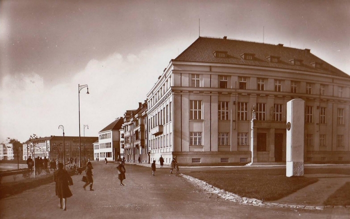 Ужгород архітектурний: історія Палацу філіалу Народного банку