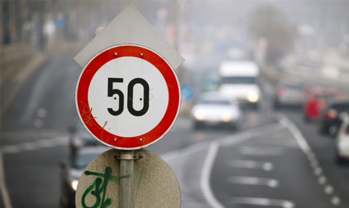 З 1 січня дозволена швидкість руху у населених пунктах буде 50 км/год