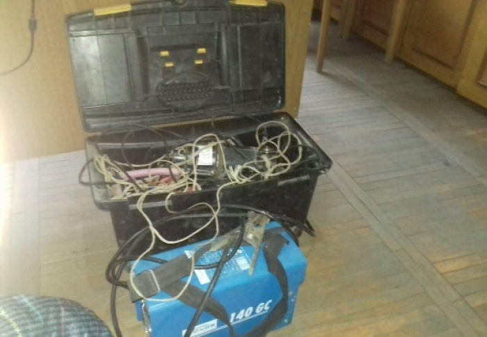 На Виноградівщині крадії поцупили електроінструментів на 10 тисяч гривень