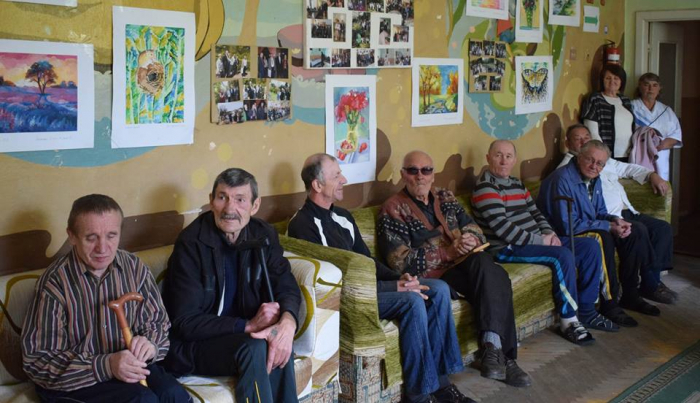 Стареньких мешканців ужгородського терцентру відзначили в особливий день
