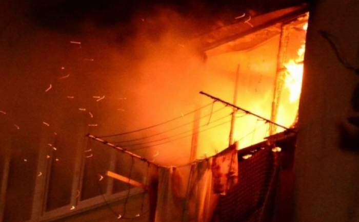 Житловий будинок спалахнув вночі у закарпатському Севлюші