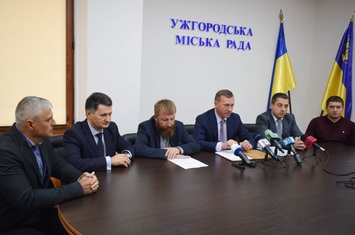 Прес-конференція щодо капітального ремонту набережної Незалежності в Ужгороді: чого досягнуто