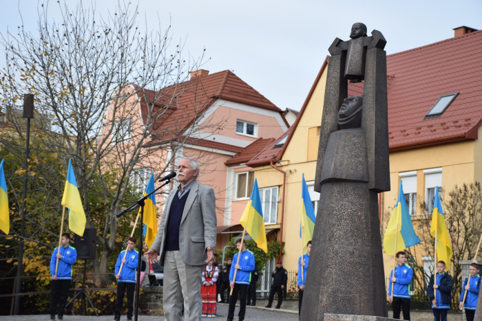 День пам'яті в Ужгороді: освячення Меморіалу загиблим воїнам АТО