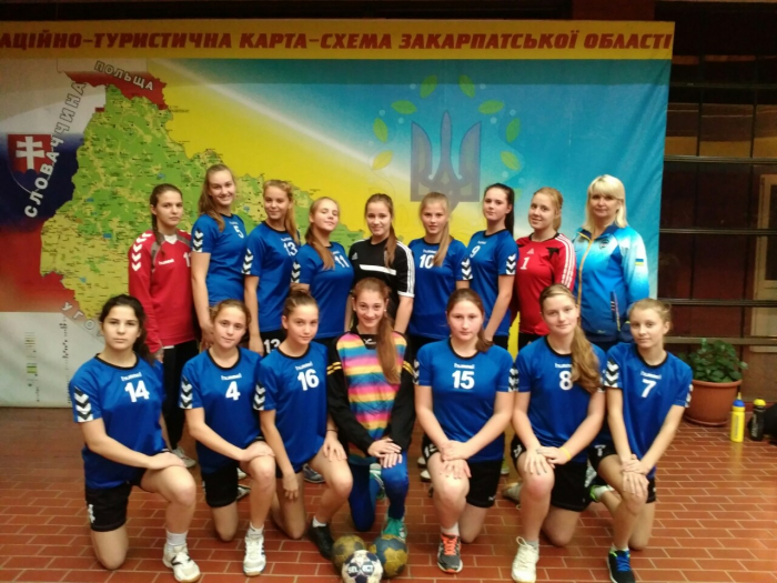 Жіночі СДЮСШОР «Карпати» святкують першу вікторію в чемпіонаті