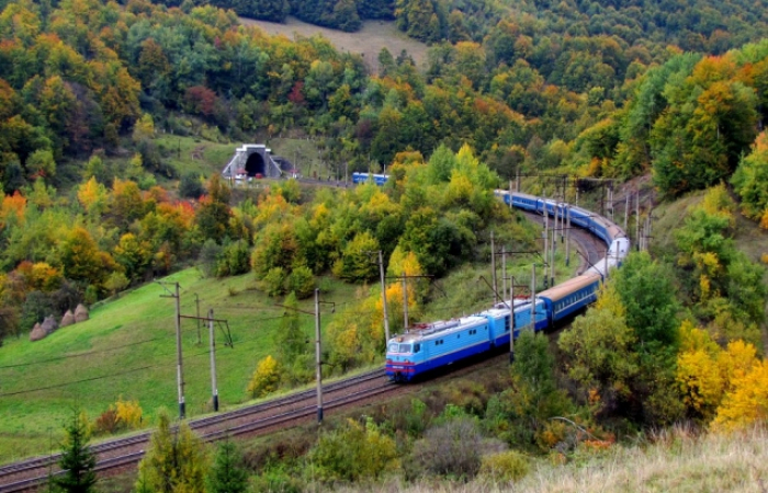 Зі Львова до Ужгорода курсуватимуть швидкісні потяги! (ВІДЕО)