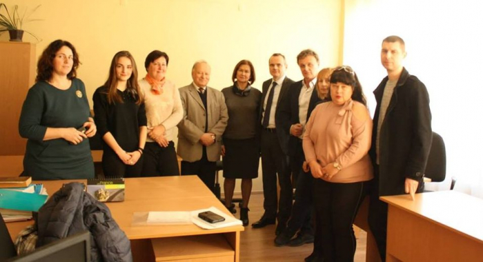 В Ужгородському університеті спілкувалися з першим радником посольства Франції в Україні