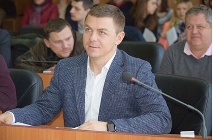 Міські обранці збільшили штатну чисельність апарату та виконкому Ужгородської міськради ради