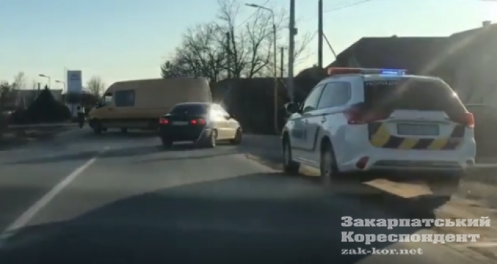 Три автівки мирно не "розійшлися" біля Ужгорода