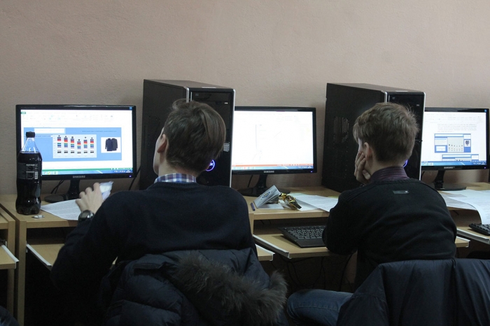 В Ужгородському університеті всьоме відбулася обласна олімпіада з інформаційних технологій