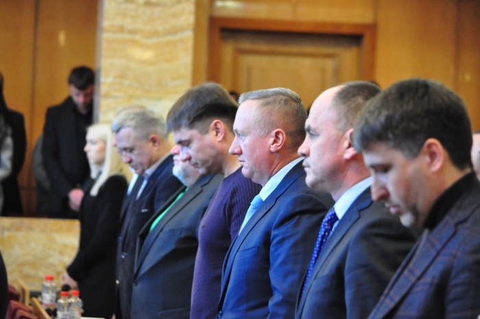В Ужгороді почалася сесія Закарпатської обласної ради