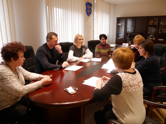 В Ужгороді протиепідемічна комісія розглянула ситуацію із захворюваністю на ГРВІ