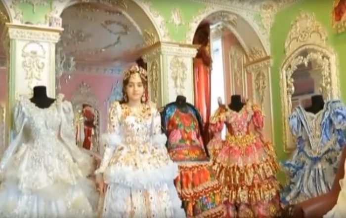 Роми з Виноградова вразили неймовірно багатим весіллям (відео)