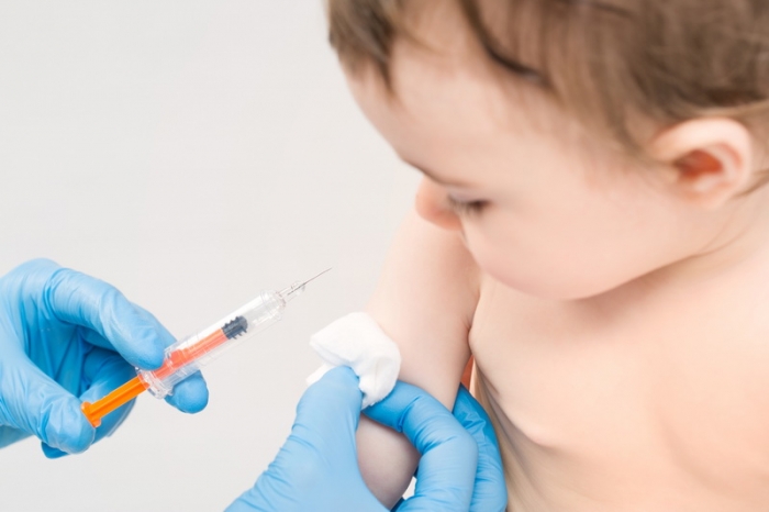 Лікарні Закарпаття почали отримувати вакцини від кору, надіслані з Угорщини