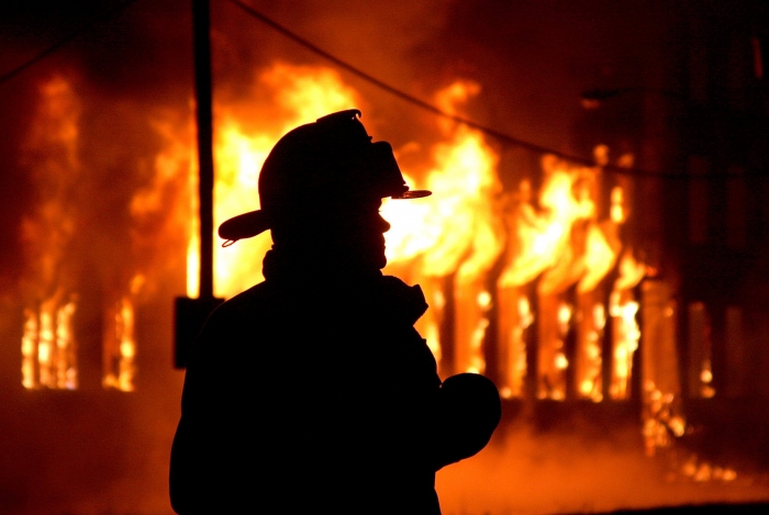 Мукачівські вогнеборці ліквідували пожежу в житловому будинку
