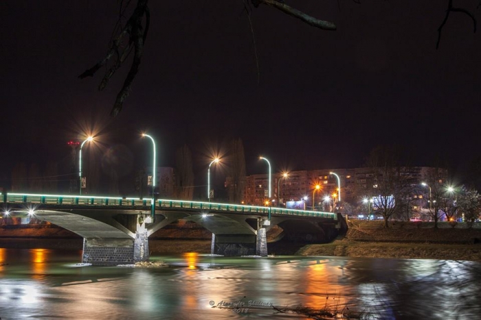 Весна і ніч в Ужгороді: неймовірні фото нашого міста