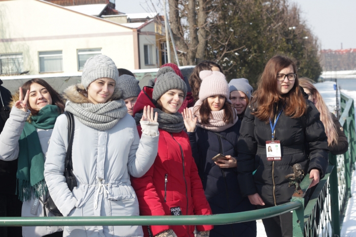 GOxChange Ужгород: як маріупольські студенти знайомилися з ужгородськими міні-скульптурками