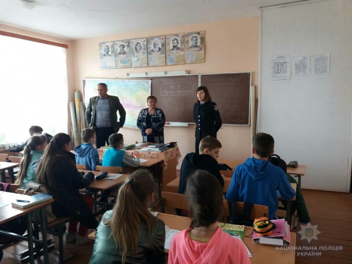 Іршавські поліцейські розмовляли зі школярами про булінг
