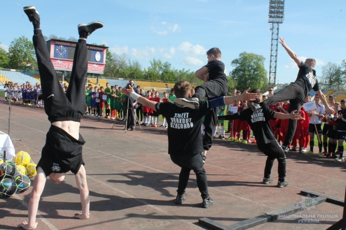 Поліція урочисто відкрила фінал чемпіонату області з футботу для дітей краю