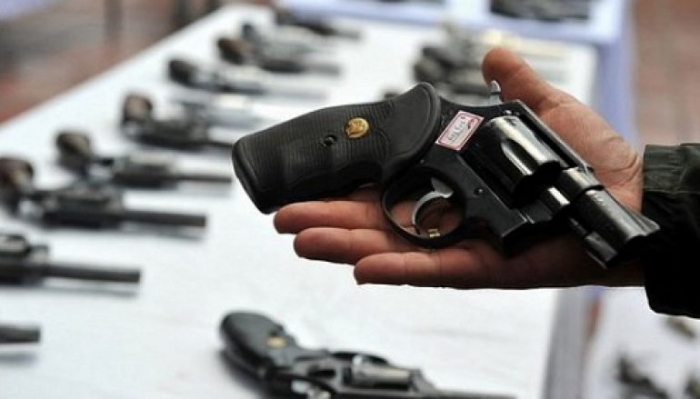Закарпатців, які мають незареєстровану зброю, переконливо просять звертатися у відділ поліції