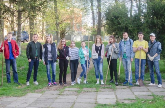 Ужгородський університет активно долучився до акції «Закарпаттю – чисте довкілля»