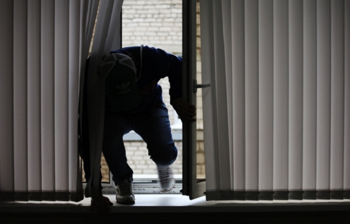 Колишнього зека-закарпатця підозрюють у пограбунках приватного житла в Прикарпатті та на Вінниччині