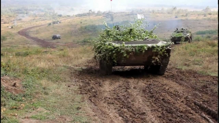 Військова прокуратура з’ясовує обставини зіткнення двох БМП-2 на Закарпатті, в ході якого постраждали 4 військовослужбовця