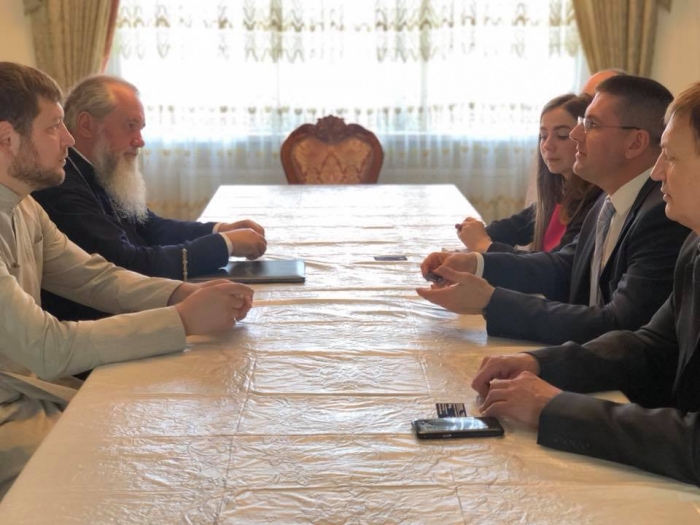 Закарпатський православний владика зустрівся з представниками ОБСЄ в Україні у Мукачеві