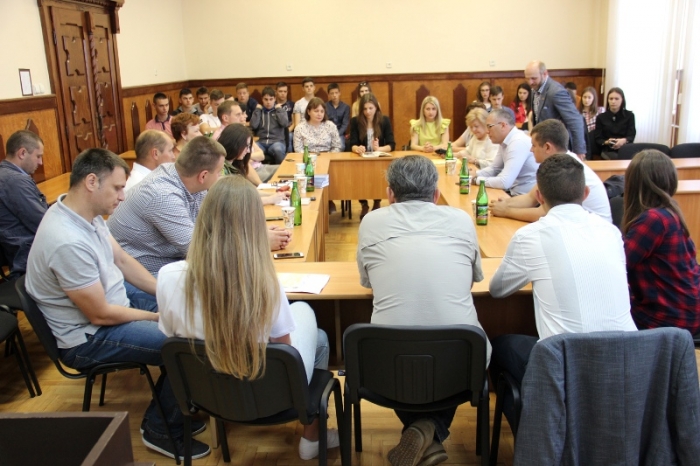 В Ужгороді пройшов круглий стіл: «Реформування державної митної справи в Україні»