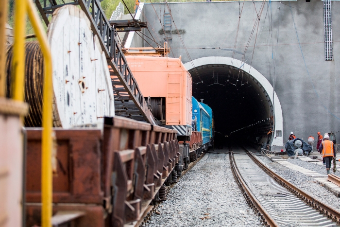 Вікно в Європу: на Закарпатті за 10 днів запрацює Бескидський тунель