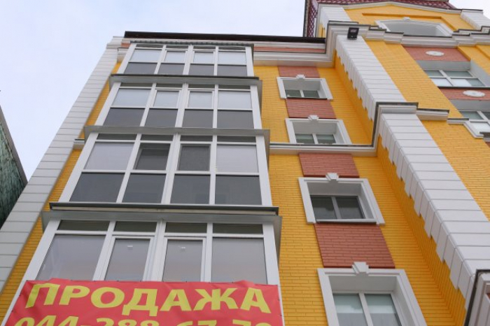 В Ужгороді діє старе правило: нові квартири — дешевші, старі — дорожчі
