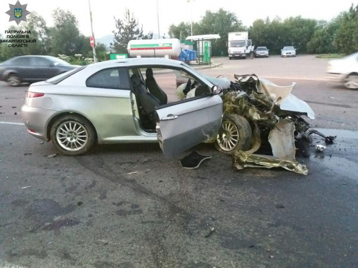ДТП під Мукачевом: п’яний водій на Alfa Romeo протаранив VW Tiguan