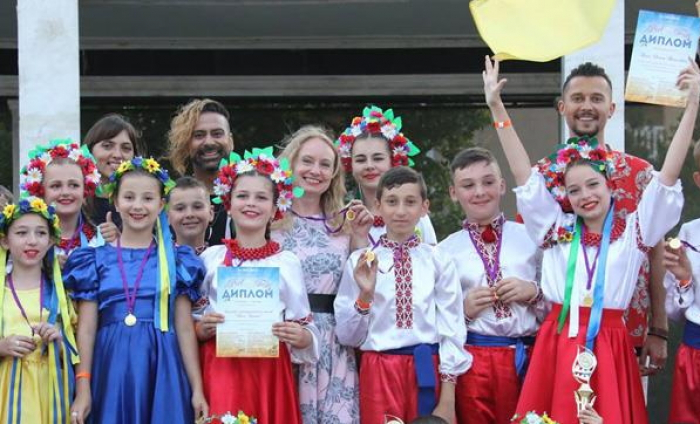 Два призові місця на фестивалі конкурсі в Болгарії взяли танцівники Буштинської гімназії-інтернату із Закарпаття
